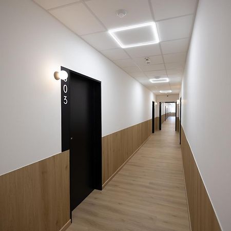 מישקולץ Central Residence Apartmanok מראה חיצוני תמונה