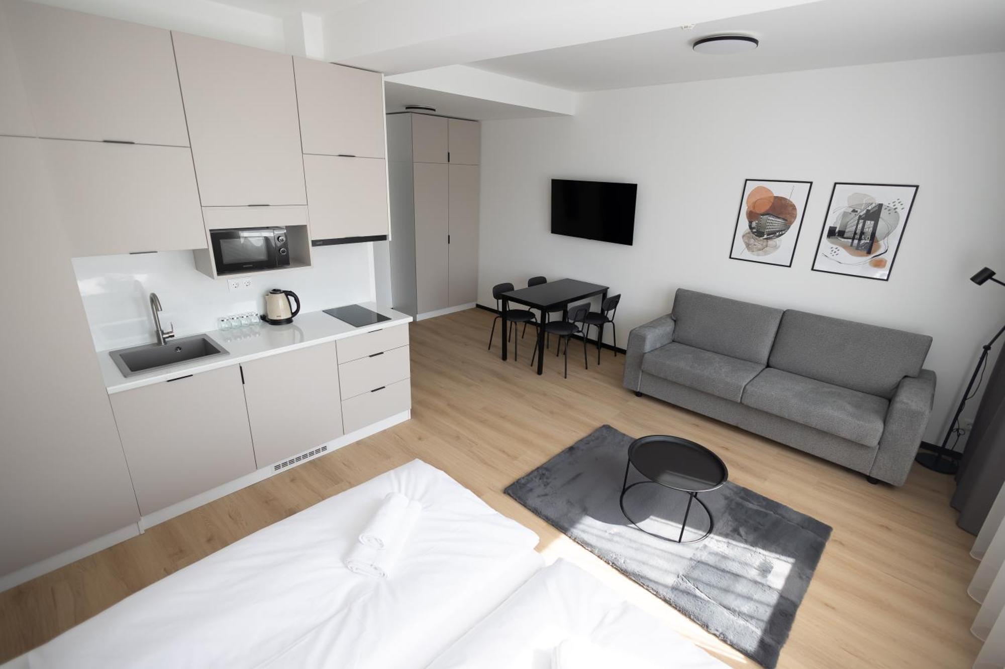 מישקולץ Central Residence Apartmanok מראה חיצוני תמונה