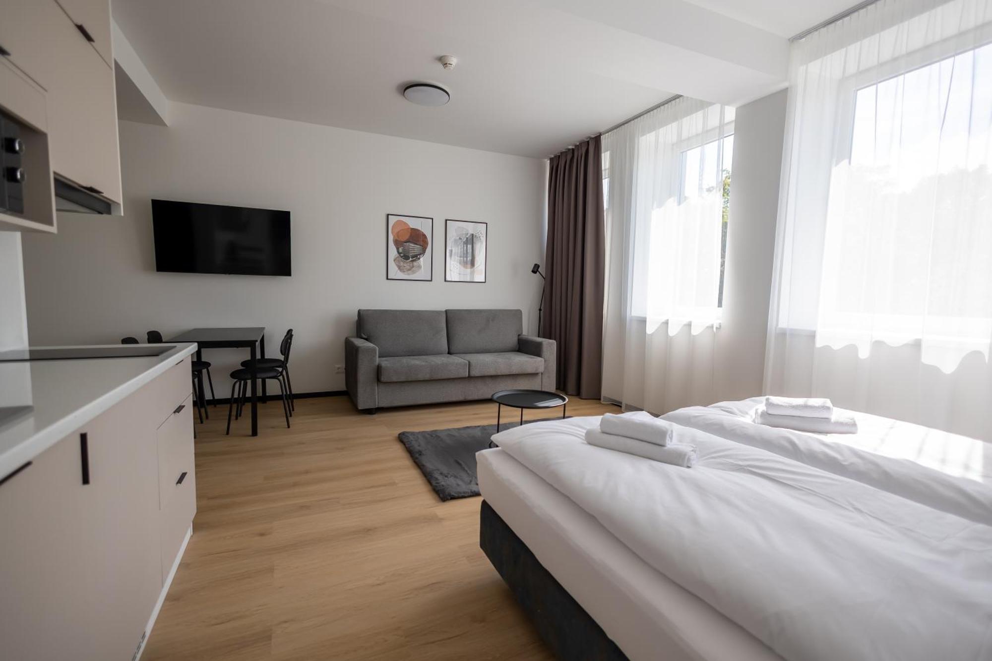מישקולץ Central Residence Apartmanok מראה חיצוני תמונה
